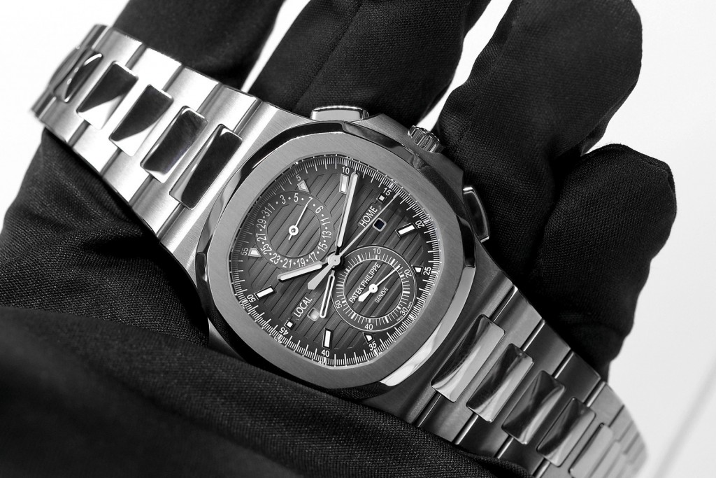 Patek Philippe Nautilus Travel Time replica