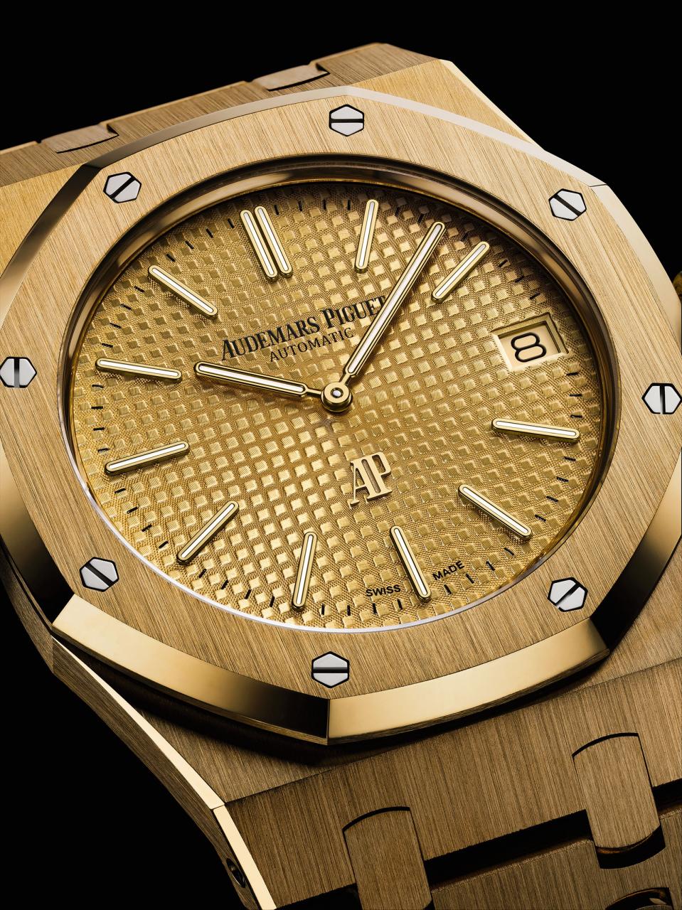 Audemars Piguet Royal Oak Extra-Thin Yellow Gold 3